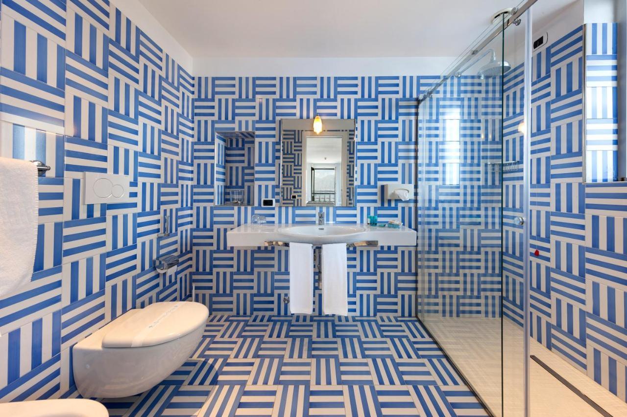 Hotel Bristol Соренто Екстериор снимка